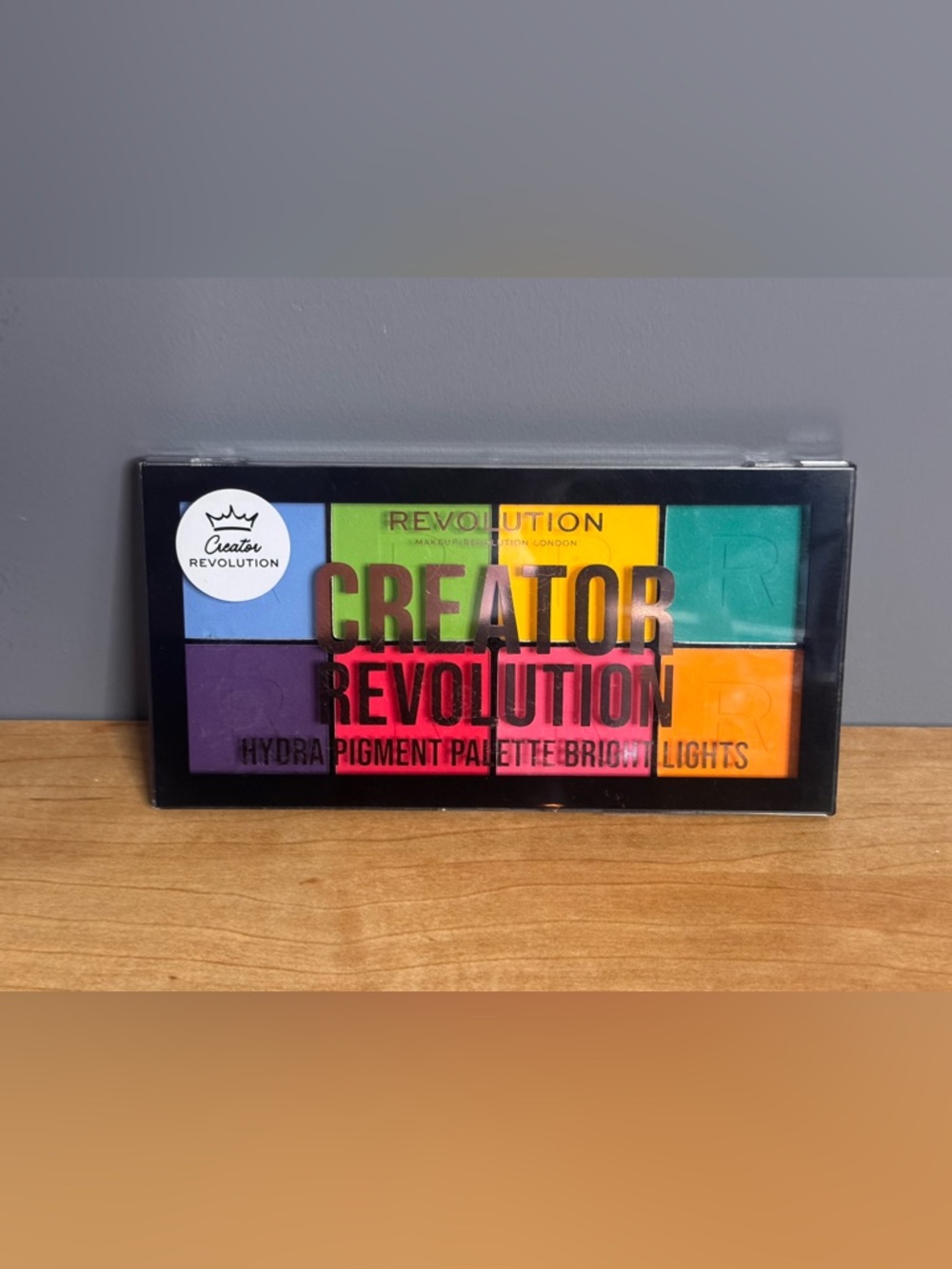 Creator Revolution - Hydra Pigment Pallette Bright Colors - NEW